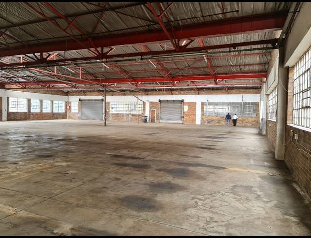 1,554M² WAREHOUSE TO LET IN BENROSE